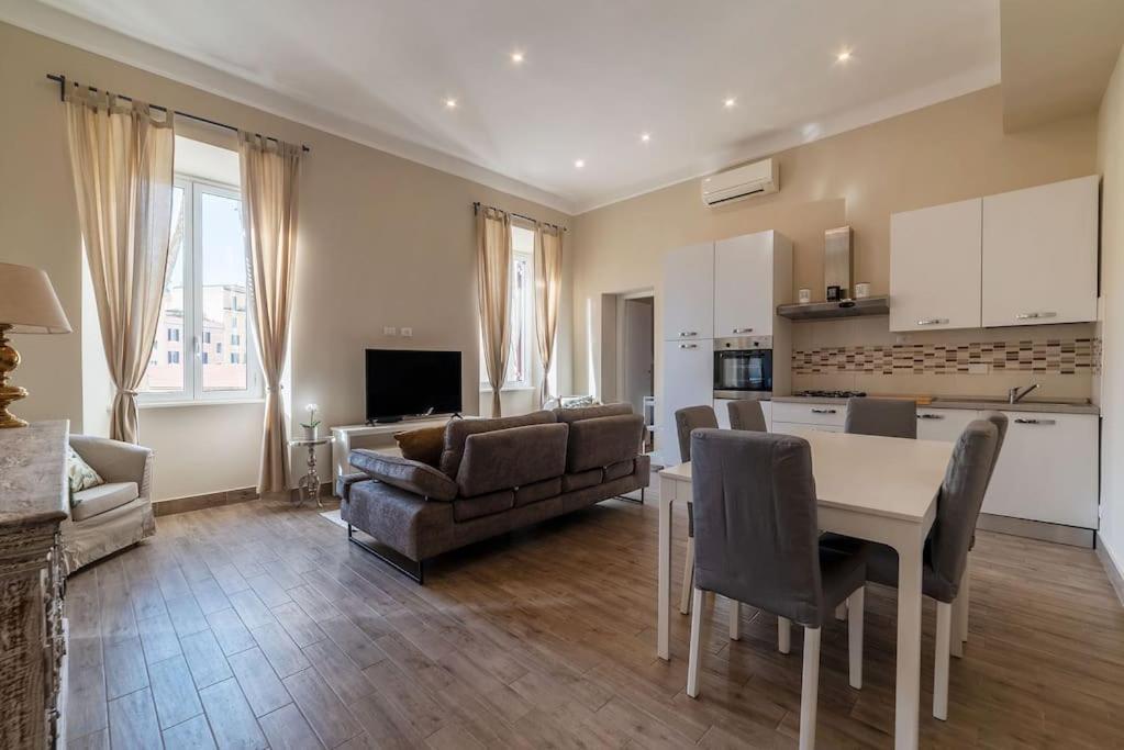 Merulana Bright Apartment Rom